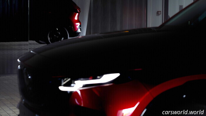 Mazda ha appena pubblicato gli teaser ufficiali per il suo nuovissimo SUV CX5 | Carscoops
